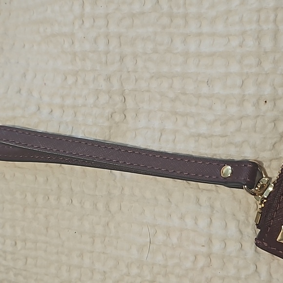 Michael Kors Jet Set Travel Clutch - Picture 6 of 12